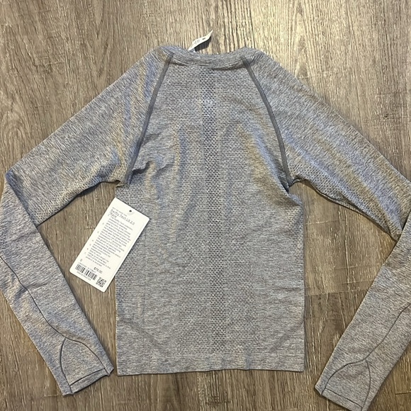 Lululemon Swiftly Tech Long Sleeve Shirt 2.0 *Race Length - Picture 7 of 8